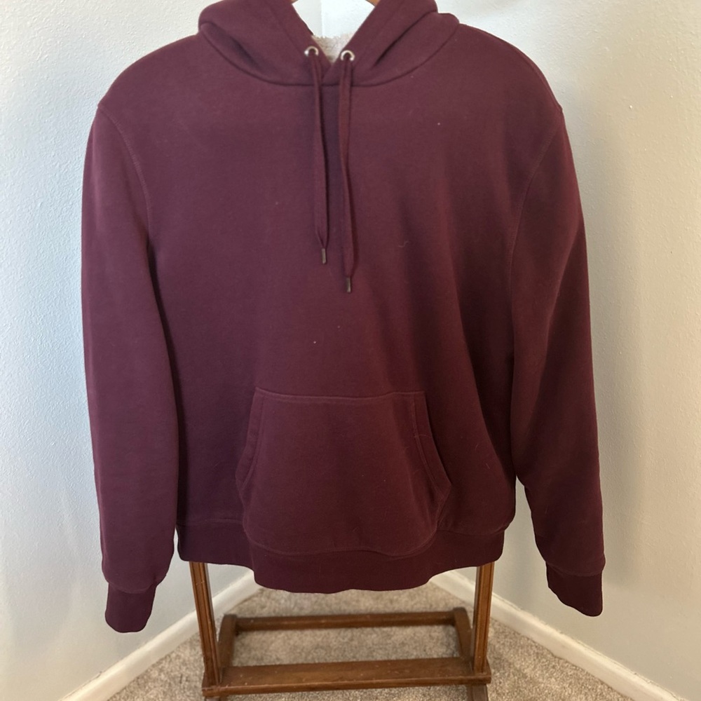 Amazon Essentials Men's Maroon Hoodie